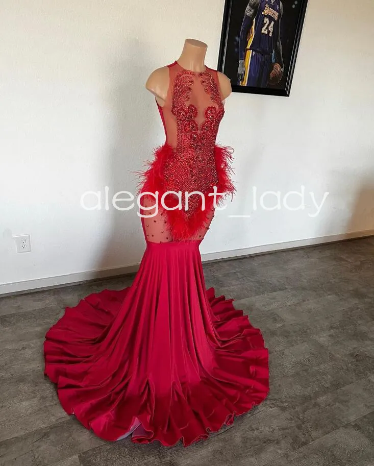 Vestidos de ceremonia de noche largos brillantes de color rojo oscuro para niña negra, vestido de graduación con plumas de cristal y diamantes de lujo, vestidos de fiesta