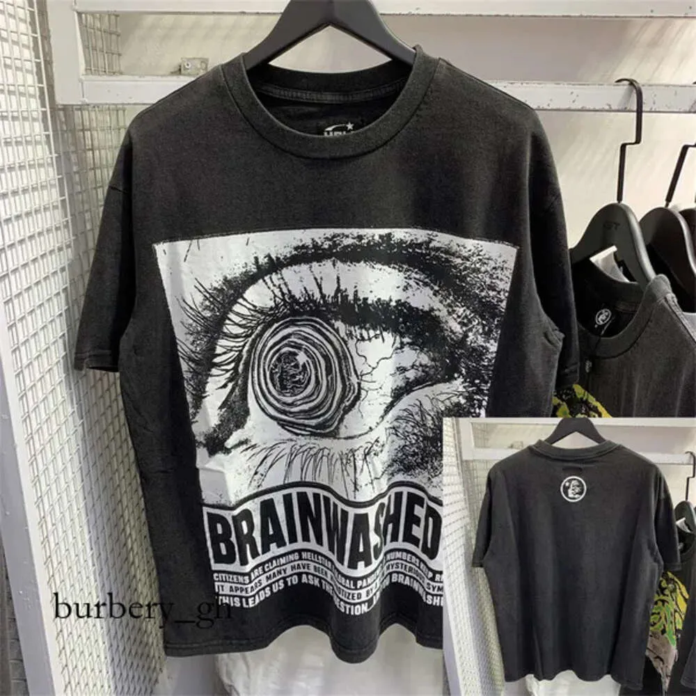 T-Shirt Hellstar T-Shirts Erkek ve Kadın Tasarımcısı Kısa Kollu Moda Baskı Eşsiz Desen Tasarım Tarzı Hip Hop T-Shirts 124