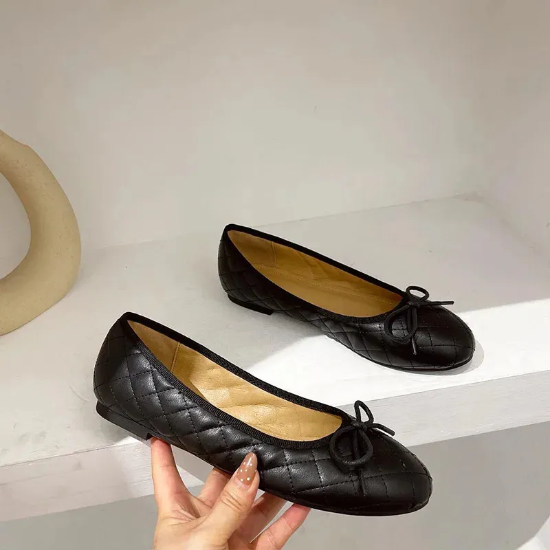 Siyah Bale Daireler Ayakkabı Kadın Bahar Kapitone Pu Deri Kayma Üzerinde Balerin Lüks Yuvarlak Toe Ladies Elbise Zapatos de Mujer 240329