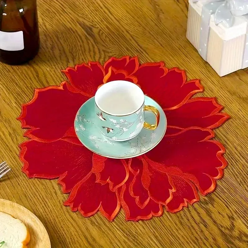 Bord mattor rosblomma broderi plats mattduk kök doily bröllop jul placemats dekoration och tillbehör