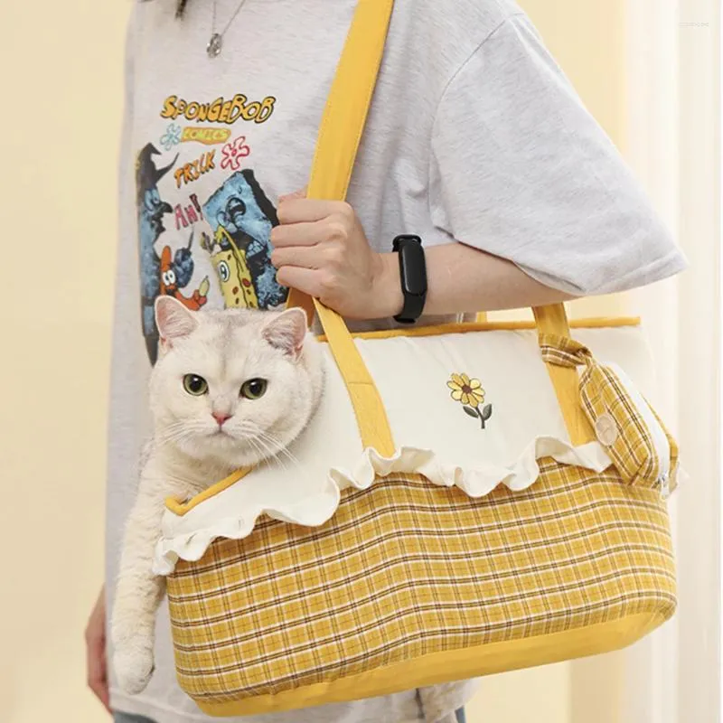 Cat Carriers Pet Outing Bag med sidoöppning Design stor kapacitetsresor för utomhus shopping vandringsvandring