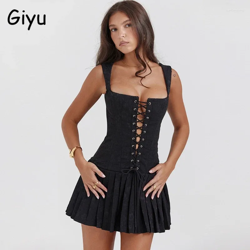 Casual klänningar giyu sexig bandage svart klänning kvinnor 2024 sommar ihålig snörning veckad klubbfest från axel rygglös mini kortrock