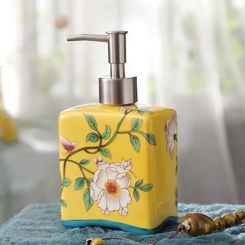 Bath Accessory Set Chinese Style Hand Soap Dispenser Floral Porcelain Refillable Ceramic Bottle Removable Vintage Shampoo Container Home