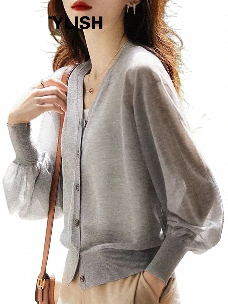 Kvinnor Elegant V Neck Single Breasted Thin Sol-Proof Cardigan Elegant Korean Knit Simple Solid Sheer Topps Summer Casual Outwear Z7LC#