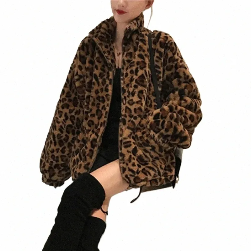 秋のファジーヒョウ柄ジャケット女性fiスタンドカラーウォームパーカーアウトウェア冬の韓国の女性ルーズフェイクファーコートnew 825z＃