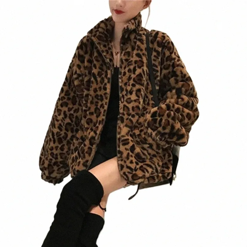 Herfst Fuzzy Luipaard Print Jas Vrouwen Fi Stand Kraag Warme Parka Uitloper Winter Koreaanse Vrouwelijke Losse Faux Bontjassen Nieuwe r6o9 #