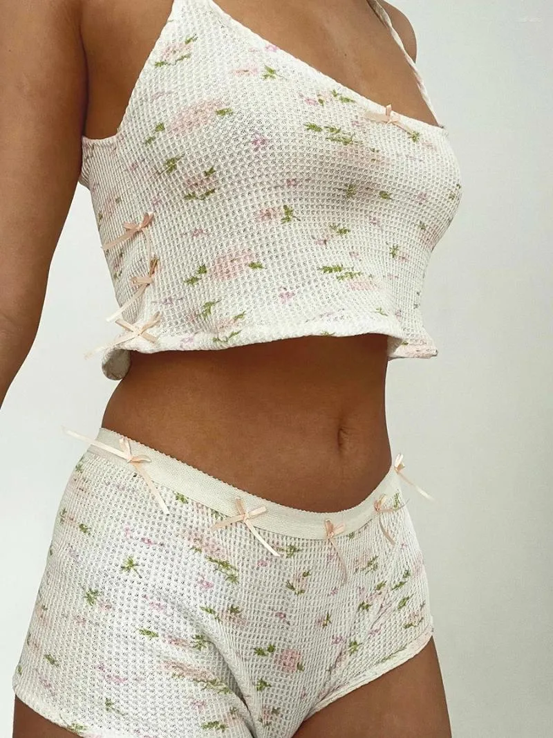 Hemkläder 2 stycken shorts uppsättning för kvinnor y2k pyjamas sätter ärmlösa blommor grödor och matchande lounge sömnkläder