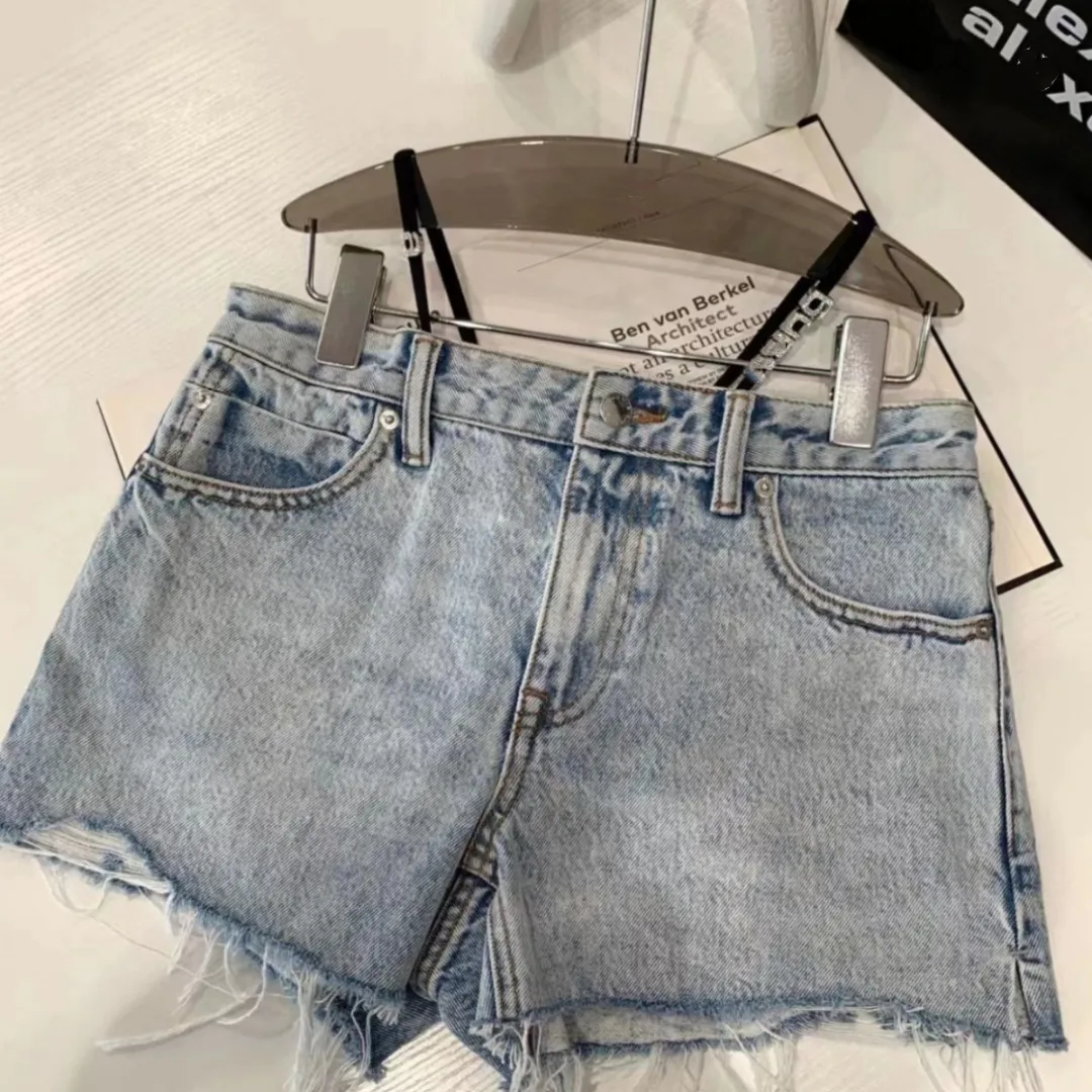 Designer shorts kvinnor alx wong explosiv gata sexig midja rep roston dekorativ bokstav denim shorts för kvinnors hög midja bantning päl kant heta byxor