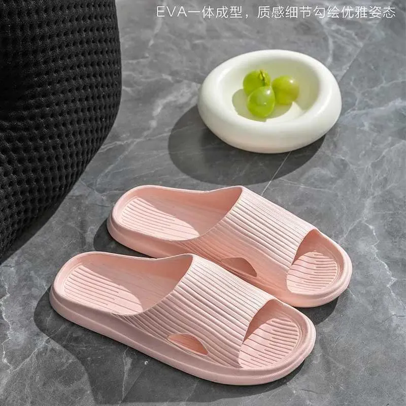 Slippers Indoor Antislip Mannen Vrouwen Thuis Slides Badkamer Baden Waterdichte Schoenen Deodorant Zachte Bodem Bovenkleding Sandalen H240328D5VM