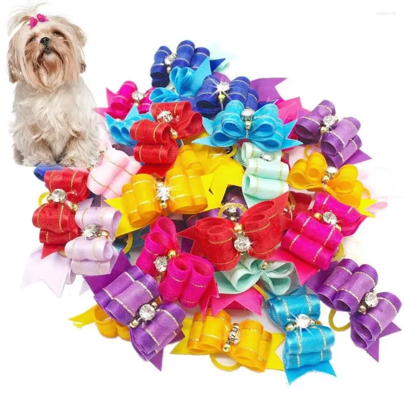 Vêtements de chien 10pcs / pack pinces à cheveux pour animaux de compagnie avec bande de caoutchouc strass petits chiens produits de chiot accessoires de toilettage