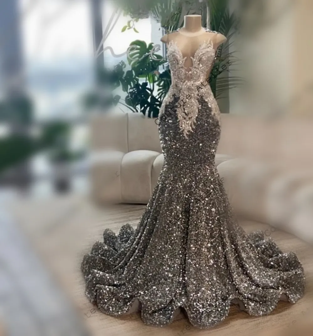 Sequined Sheer Gray O-Neck sparkly mermaid prom dress with Appliques for Black Girls - Perfect for Birthday Parties and Evening Events