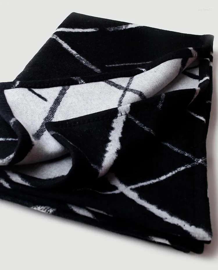 Blankets 740g 10% Cashmere 90% And Wool High-end Blanket Velvet Double-sided Jacquard Size 130 180