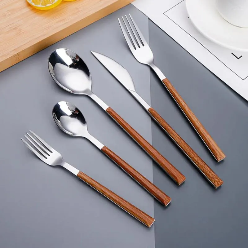 Ensembles de vaisselle 5pcs Imitation Poignée en bois Couvertures argentées Ensemble de couteaux en acier inoxydable pour table de table de table