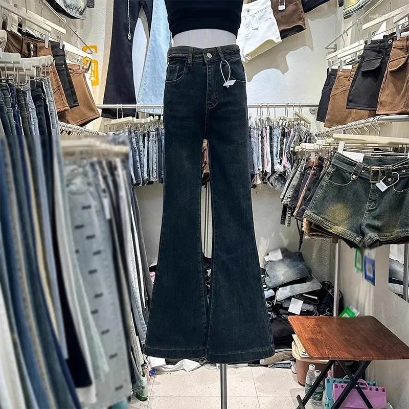 Kvinnors jeans blossade kvinnor 90 -talets vintage hög midja Slim trumpet denim byxor y2k kläder bred ben casual byxor streetwear
