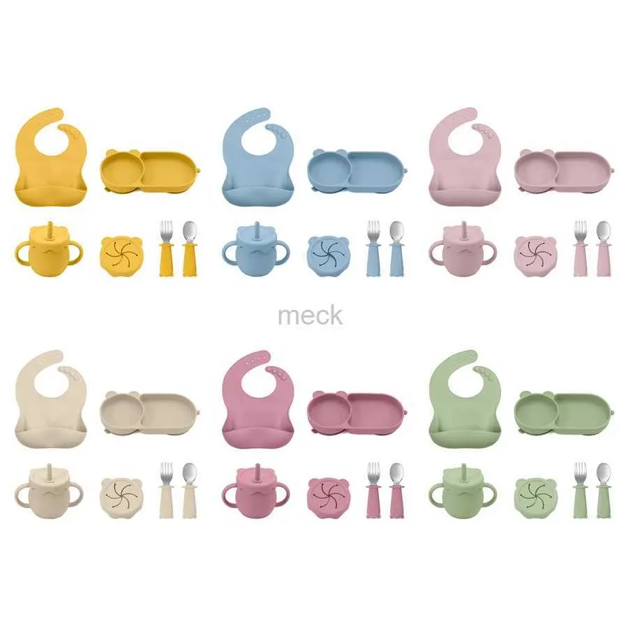 Cups Gerechten Gebruiksvoorwerpen Nieuwe baby siliconen schaal voor baby's Voeding Training Accessoires Borden Cup Spork voor pasgeboren babyartikelen met gratis verzending 240329