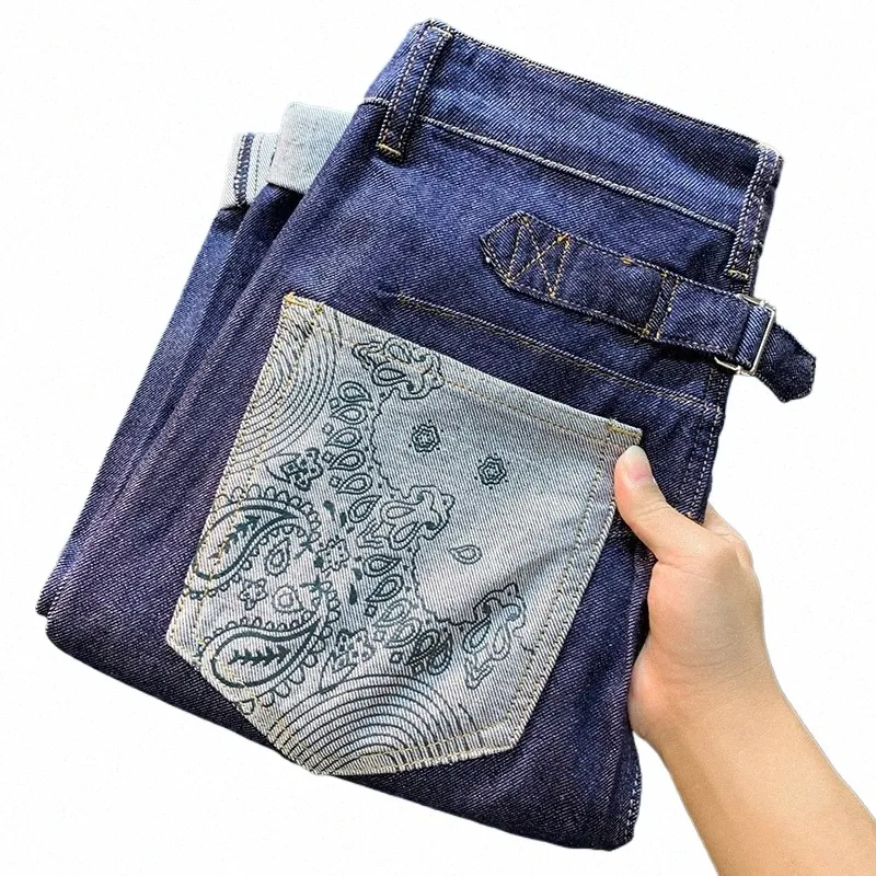 Frühling Neue Männer Jeans High-End-Licht Luxus Druck Dunkelblau Instagram Gerade Fit Lose Beiläufige FI Denim Hosen 31qQ #