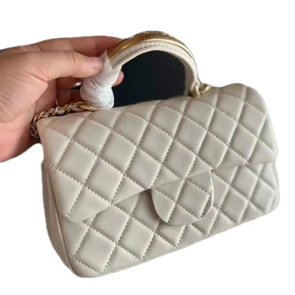 Роскошный ручной модный дизайн Женская классическая сумка с бриллиантовой цепочкой Кожаная сумка-флип в клетку с бриллиантами Супер универсальная ручная сумка через плечо
