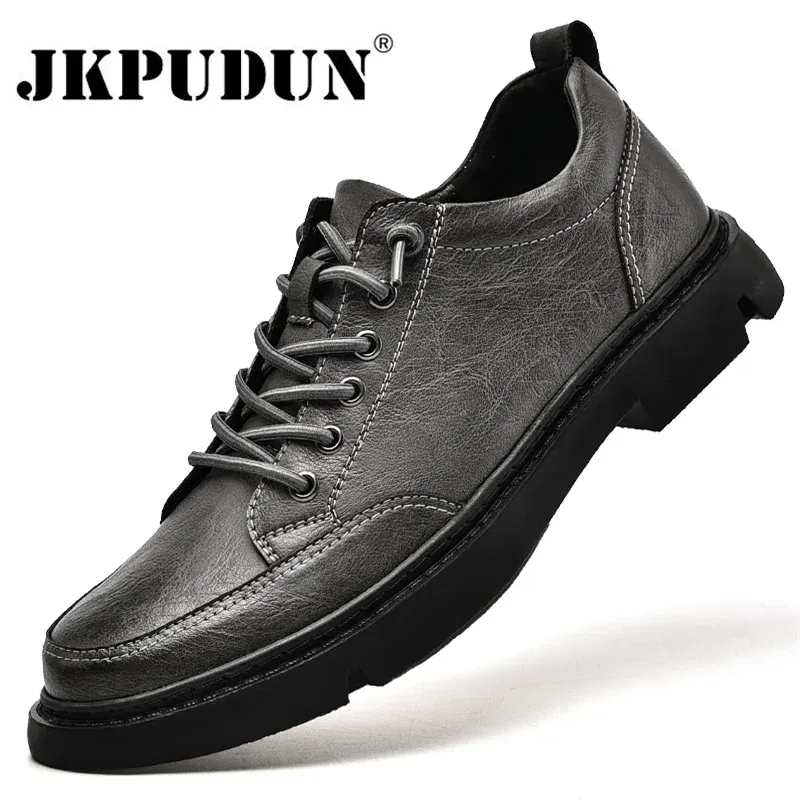 Scarpe vere in pelle uomini casual scarpe designer di lusso uomini scarpe laceup uomini scarpe per il tempo libero marchio italiano mocassins chaussure homme