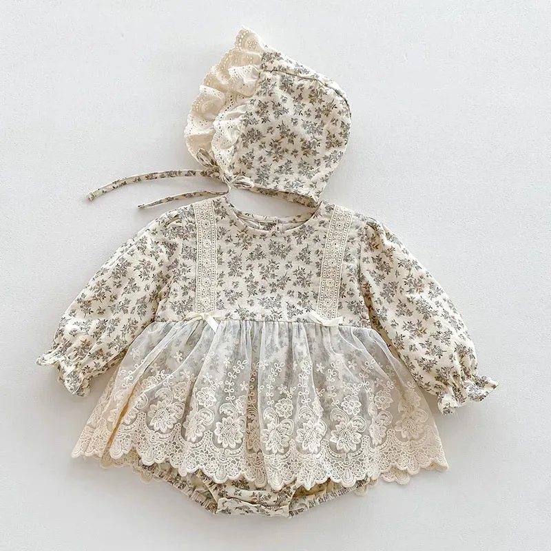 Jesienna wiosna Born Baby Girls Bodysuitshat z długim rękawem bawełniany nadruk koronkowy szwy szwu niemowlęcia Odzież kombinezonu 240327