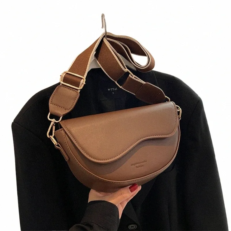 Stylish Unisex Crossbody Bag - Nylon Shoulder Purse With Zipped Pockets, Adjustable Strap (Black, 9.4x8.3x2.4 Inches) - View #4