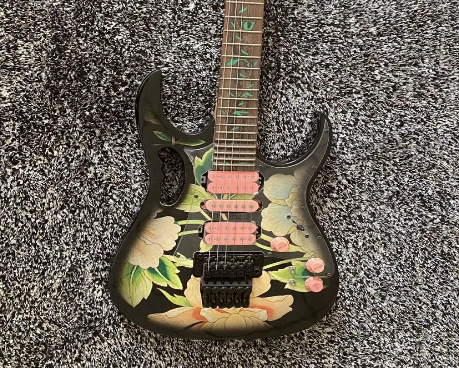 Farba ręczna 77 BFP3 Kwiat wzór Steve Vai Electric Guitar Green Vine InLay Floyd Rose Tremolo Blokowanie nakrętki Czarne sprzętowe pin1264275