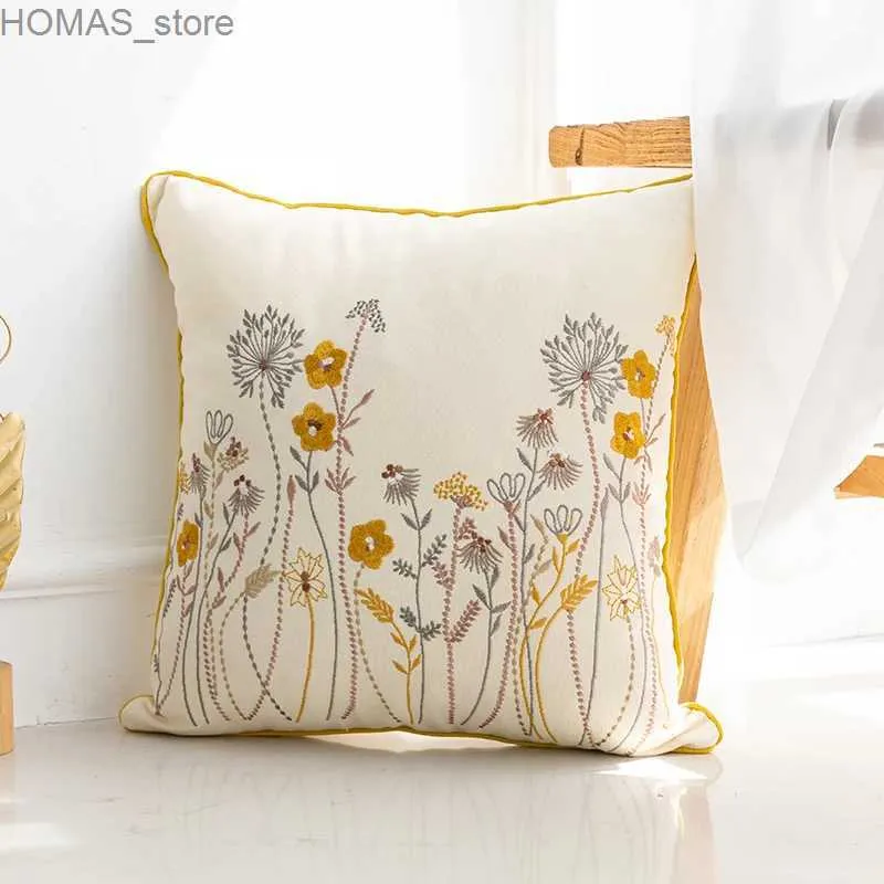 Oreiller de style nordique en toile de coton broderie couchon de fleurs / canapé décoratif décor de la décoration de la maison y240401