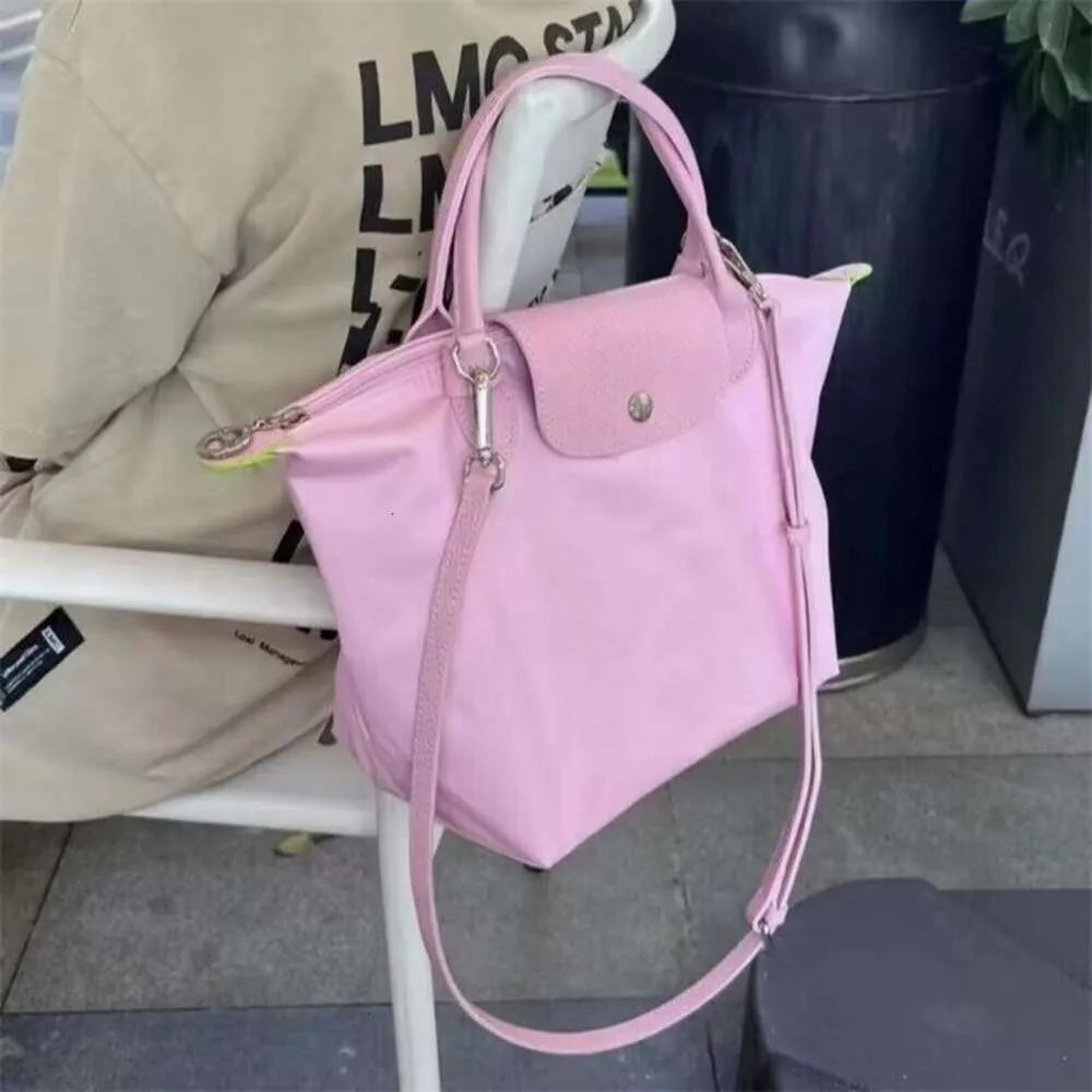 Borsa di cavallo all'ingrosso grande grande capacità da viaggio da viaggio %90 Off di spalla all'ingrosso e spalla di stoffa dimensioni da spiaggia per la spiaggia del design Nylon Pulses Shopping Tasche