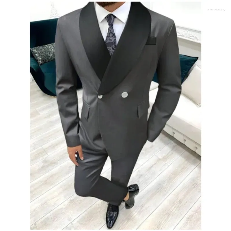 Herrenanzüge Dunkelgrau Männer Slim Fit 2 Stück Schwarz Schal Revers Trauzeugen Hochzeit Smoking Für Männer Formale Abschlussball Benutzerdefinierte Anzugjacke Hosen