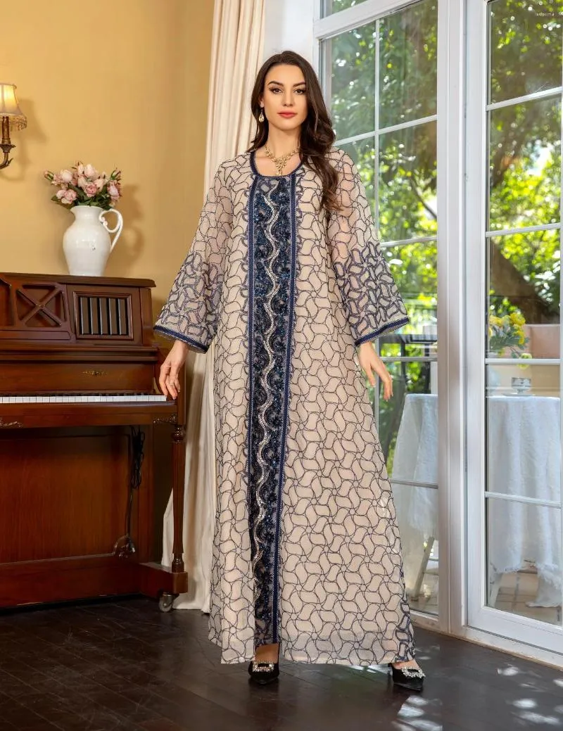 Roupas étnicas Sparking Lantejoulas Bordado Elegante Árabe Dubai Ramadan Vestido de Noite Vintage Mangas Compridas Moda Muçulmana Médio Oriente Robes