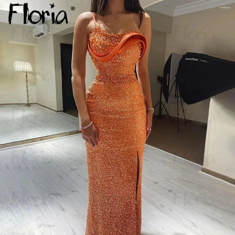 Sukienki imprezowe błyszcząca sukienka spaghetti pasek pleców pomarańczowy koraliki kobiety urodziny nocne sukienki wieczorne maxi koktajl