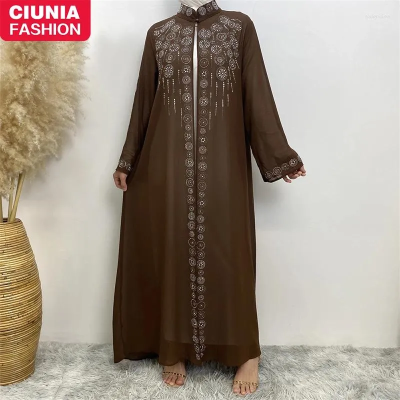 Etniska kläder Abaya Dubai lyxborr Långa ärmar Muslimska kvinnors formella klänningar Summer Chiffon Hijab Turkiet Modesty Robe Kimono