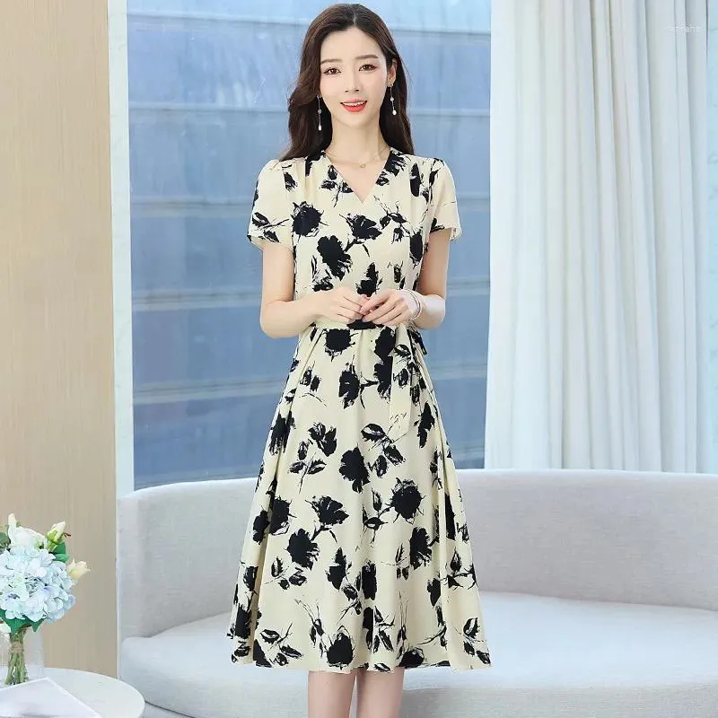 Casual Dresses 2024 Ladies Summer Retro Mid-Längd Cinched Slimming Short Hides Printed Dress