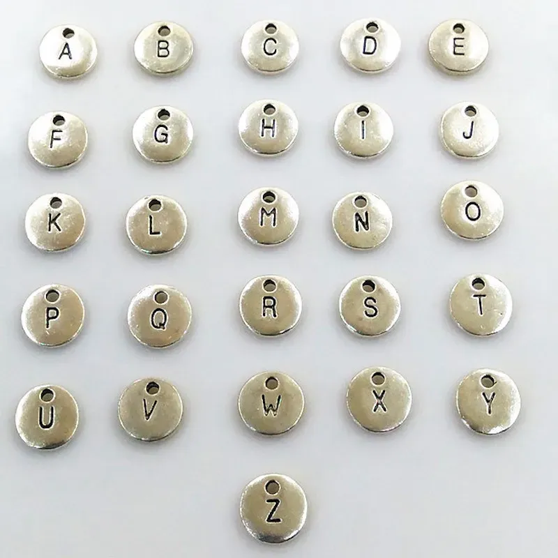 Bijoux 130pcs double côté rond disque pendentif alphabet az lettre tag charmes timbre bijoui initial, fabrication de bijoux de 10 mm