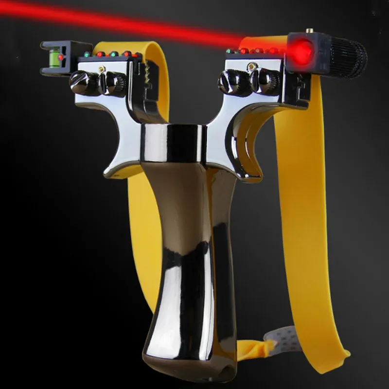Slingshots Novos estilos de laser de caça, equipados com um nível de espírito, é usado para caçar esportes ao ar livre com um slingshot de alta potência