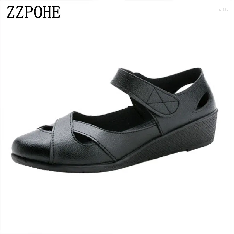 Scarpe casual ZZPOHE 2024 Estate Donna Donna Sandali con zeppa in pelle morbida e confortevole Moda madre Punta aperta