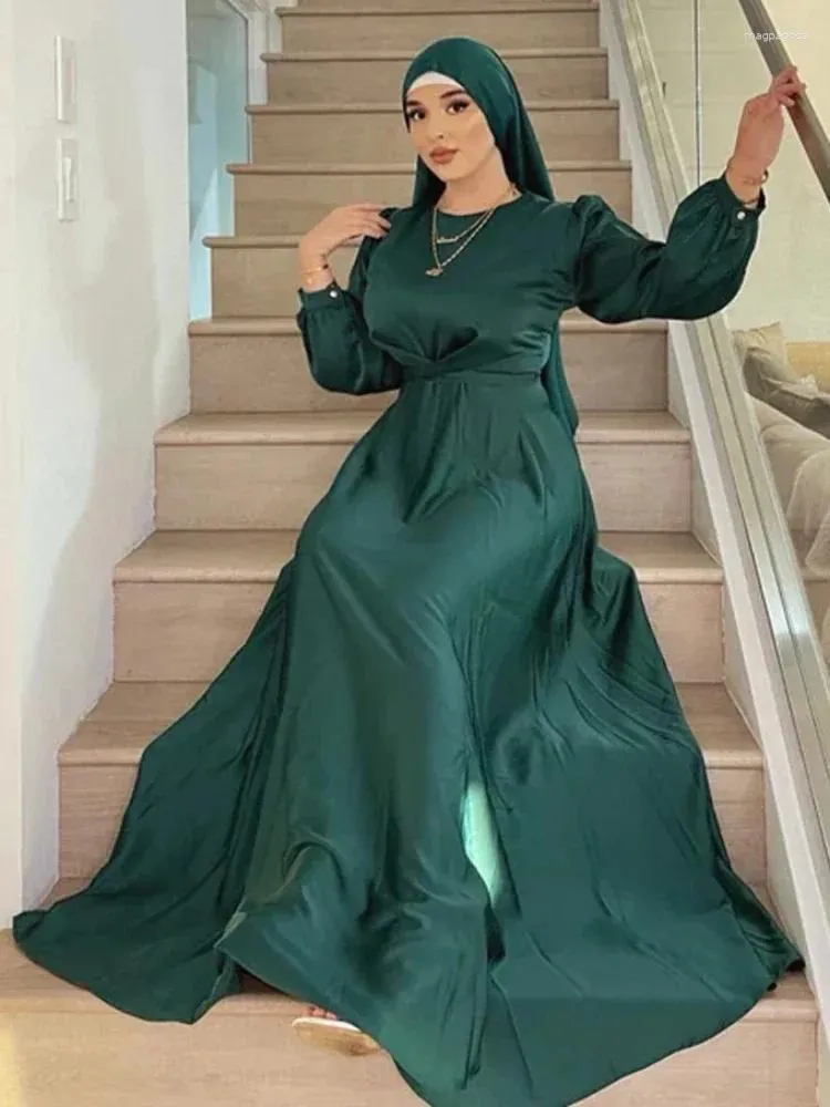 Abbigliamento etnico Estate Abaya in raso per le donne Abito hijab avvolgente musulmano Eid Ramadan Abaya Dubai Abiti africani Turchia Caftano modesto islamico