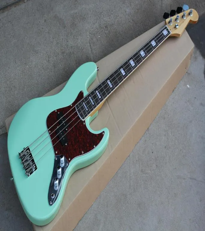 Factory Custom 4 Strings Bassgitarr med grön kropp Rosewood Fingerboard Red Tortoise PickGuard Chrome Hårdvara Erbjudande Anpassad9159463