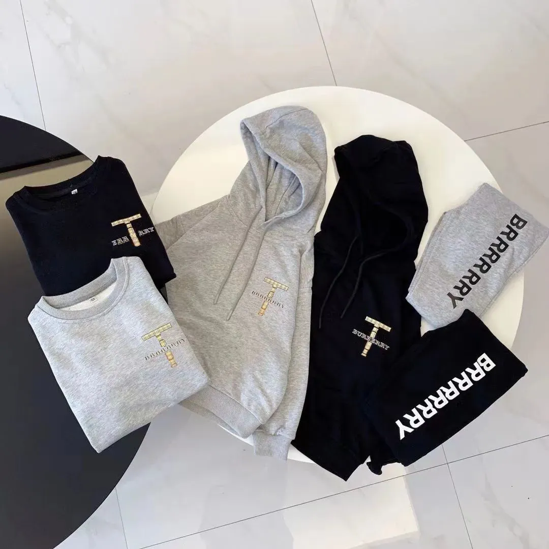 أطفال أطفال مصممون ملابس مجموعة Trapstar Toddler Clother Sweater Sweater Bited Bud TrackSuits 2 قطعان مجموعات فتيان شباب أطفال منسقات عرق قميص عرق