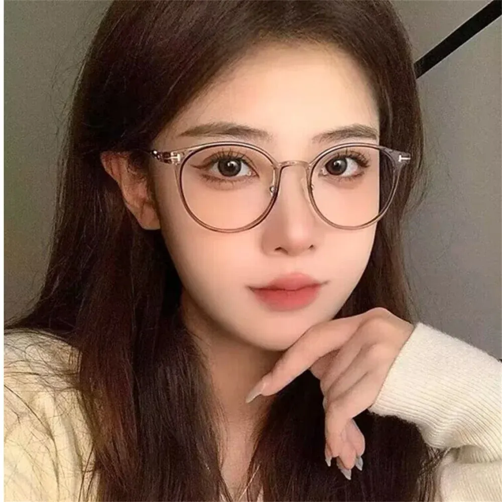 Myopia Glasses Should You Wear Glasses All The Time Ultralight