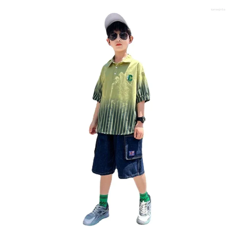Zestawy odzieży kardigan koszulki dziecięcego garnituru z krótkim rękawem 2024 Summer Lapel Top Casual Shorta