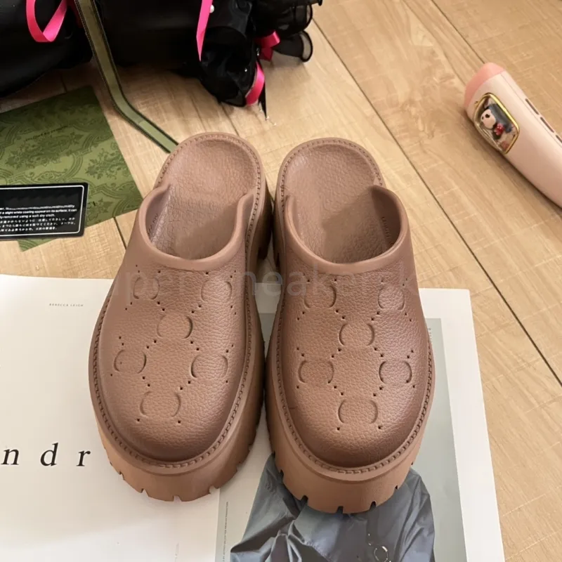 Women Brand Sandals Dupe Perforated Sandal Women Slippers Printing Sandals Rubber Slides Thick Bottom Shoes Platform Slipper with Box