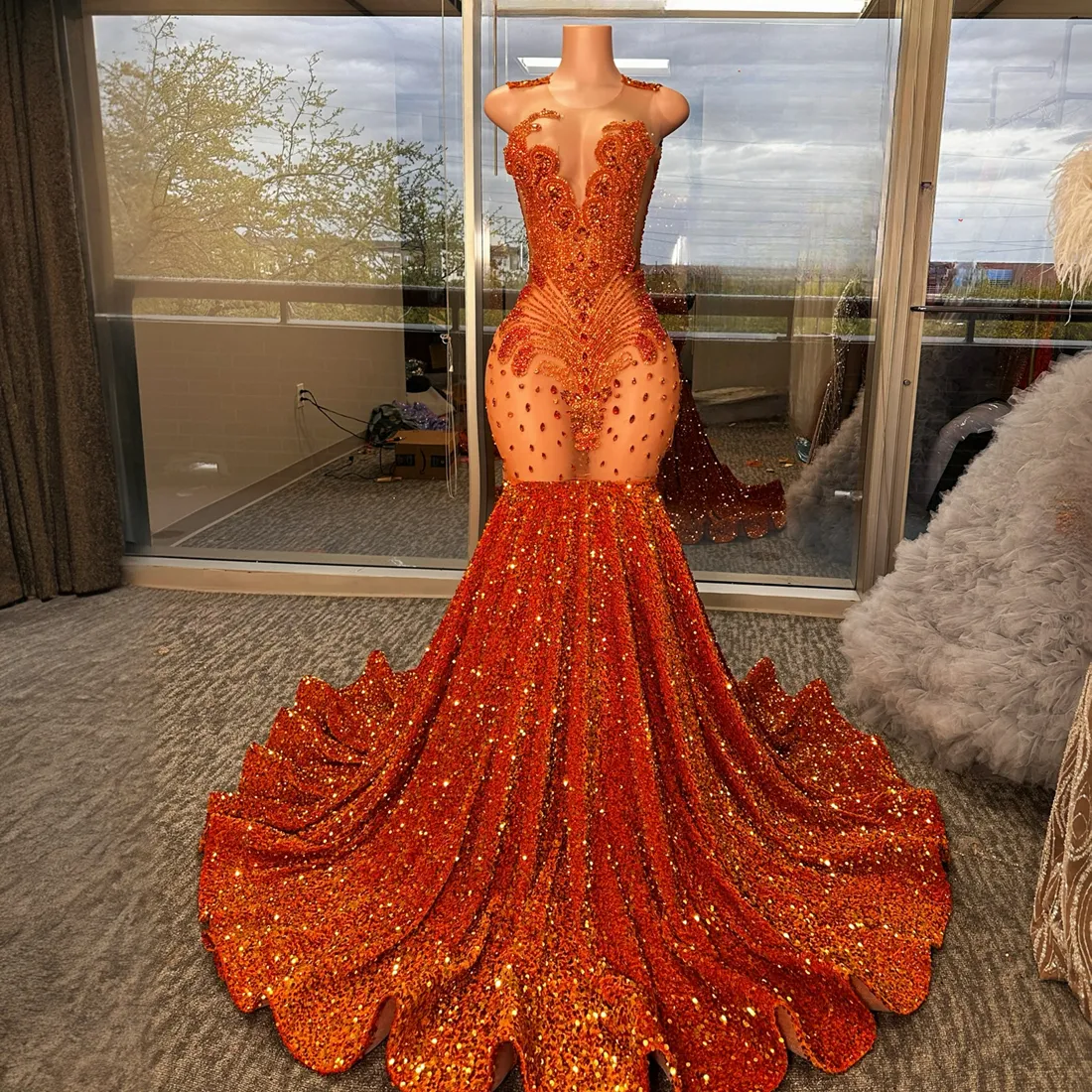 2024 Robes de bal scintillantes orange pour femmes noires Robes de soirée Promwress