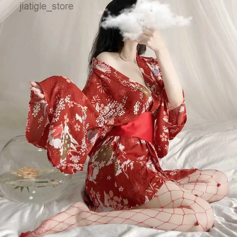 Sexy Set Japanse Kimono Uniform Cosplay Sexy Lingerie Outfit Satijnen Strik Taille Riem Met Gewaad Verleiding Kostuums Pyjama Set voor Vrouwen Y240329