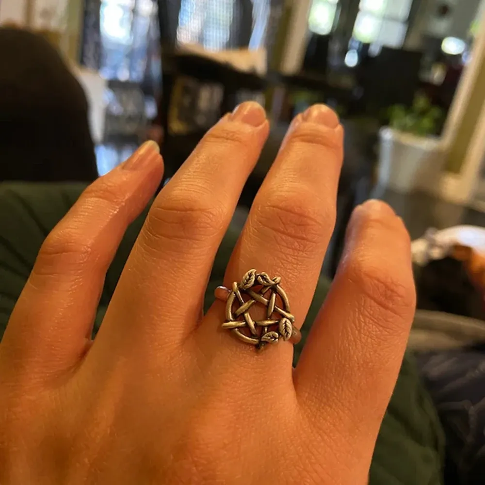 Vintage Pentagram Vines Knuckle Rings