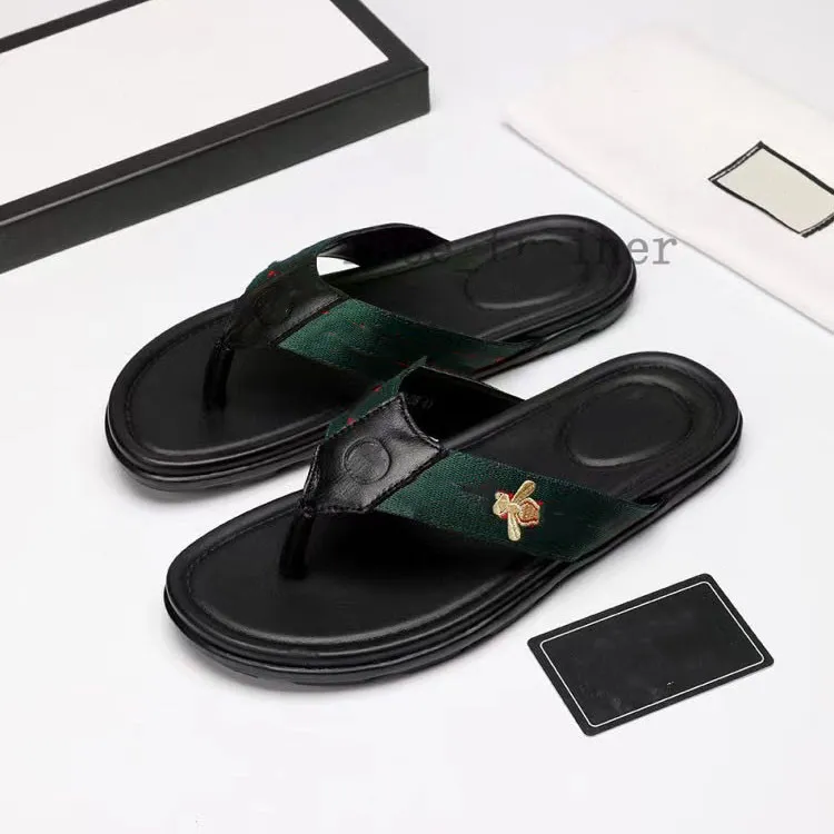 Designer Sandals Summer Luxury Classic Men Slippers gummibottstrand Slides Letter Flat Slipper Designer Shoes Gear Bottoms Flip Flopsfashion Causal 3.20 11