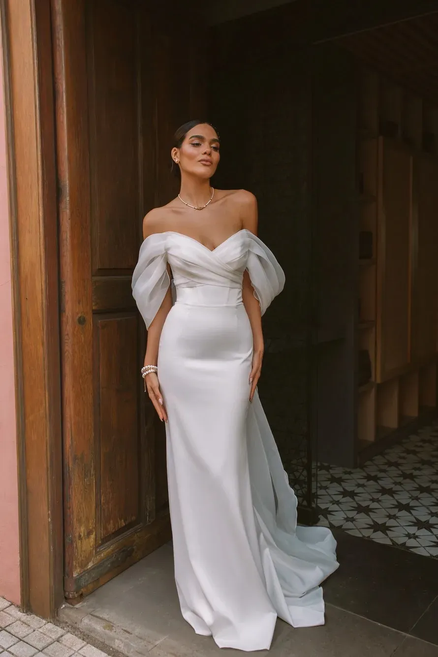 Off-Shoulder Sweetheart strapless sheath wedding dress - Elegant and Affordable for Formal Brides - 2023 Collection Off-Shoulder Sweetheart strapless sheath wedding dress - Elegant and Affordable for Formal Brides - 2023 Collection