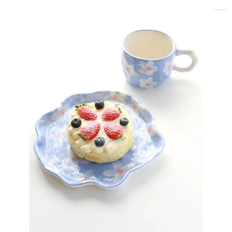 Plates Creative Ceramic Plate Korean Style Sweet Floral Irregular Shape Porcelain Tableware Afternoon Tea Dessert Cake Fruit