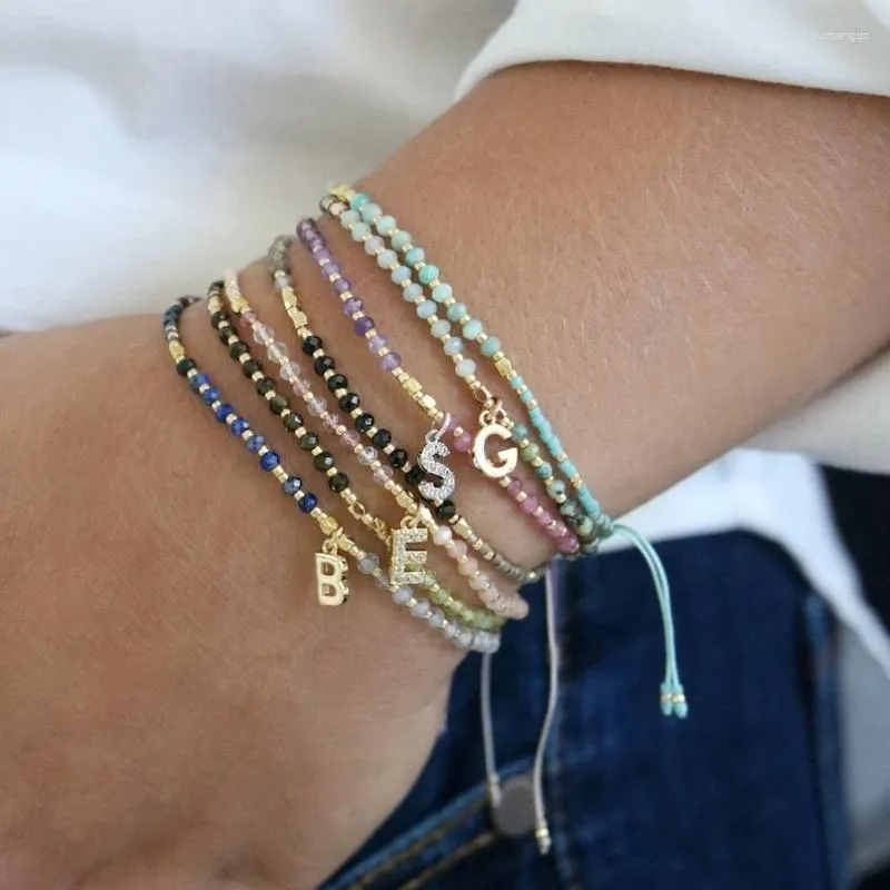 Charm Armband KKBead Letter A-Z 26 Inledande armband för kvinnor Gift Dainty Jewelry Alfabetsmycken Miyuki Stone Pulseras