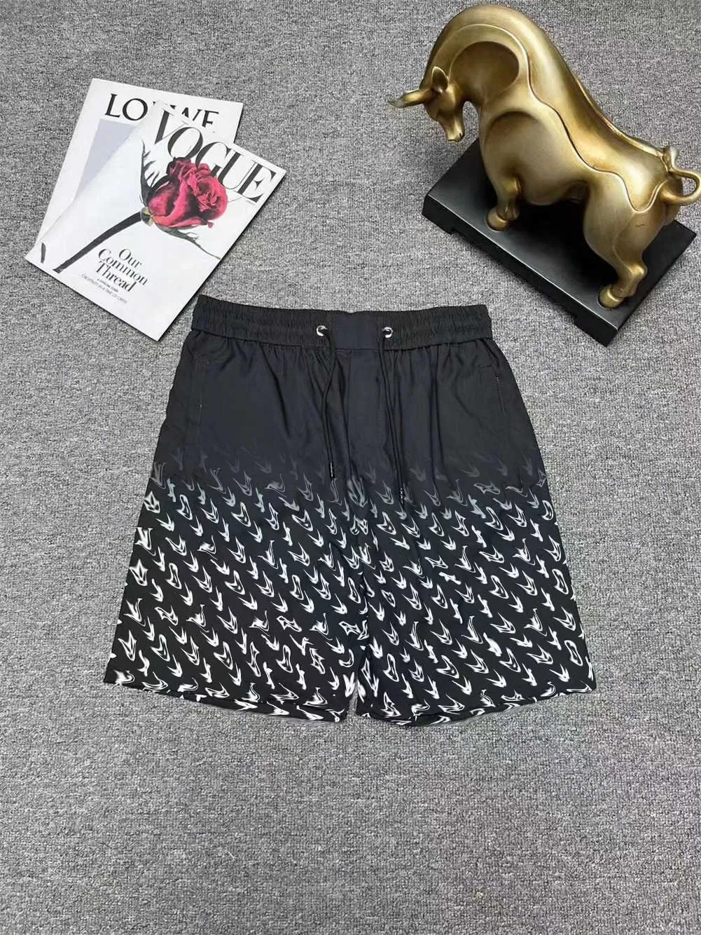 New Men's shorts Fashion Designer Casual Shorts Classic Embroidered pattern printed letters Summer quick drying swimwear Street beach pants Asian size M-3XL #GH41