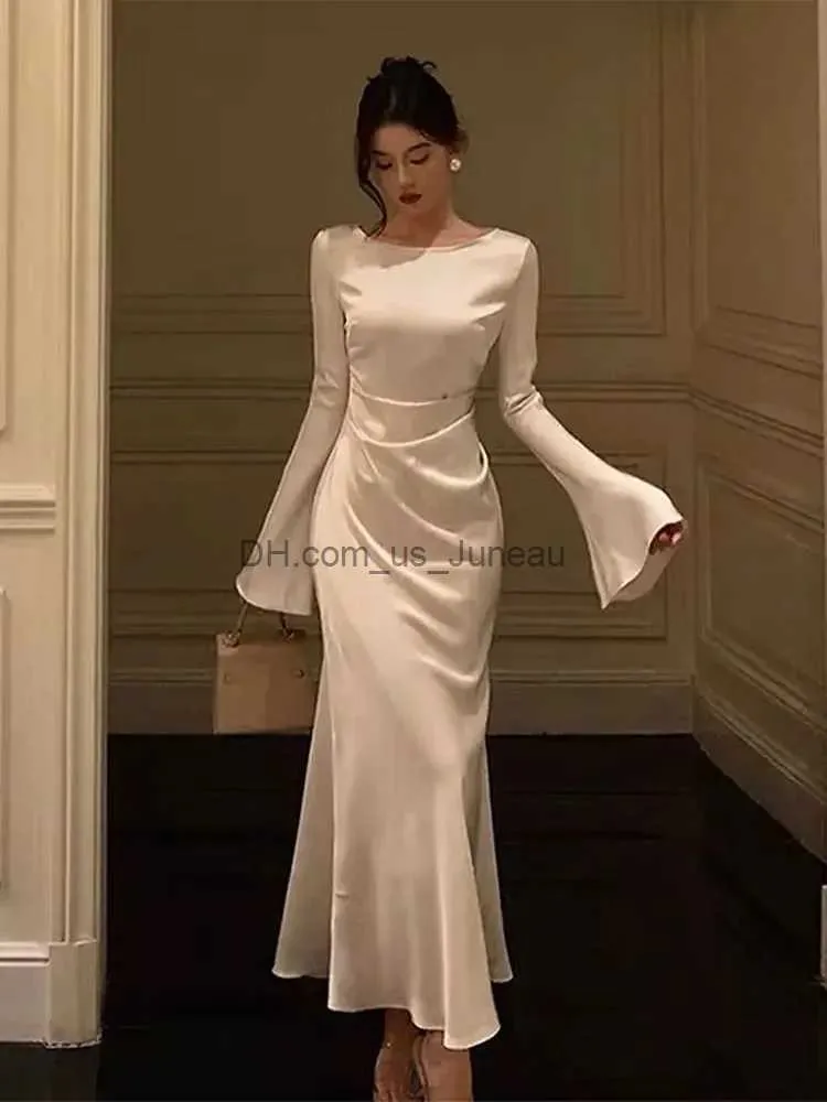 Basic Casual Maxi Dress White Satin Polyester Ankle-Length Empire Silhouette with Zipper Closure from Dhgate Basic & Casual Dresses - price 13.43 Basic Casual Maxi Dress White Satin Polyester Ankle-Length Empire Silhouette with Zipper Closure from Dhgate Basic & Casual Dresses - price 13.43